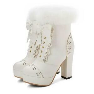 Women’s White Chunky High Heeled Boots Faux Fur Trim Size 39EU (8.5 US) NEW